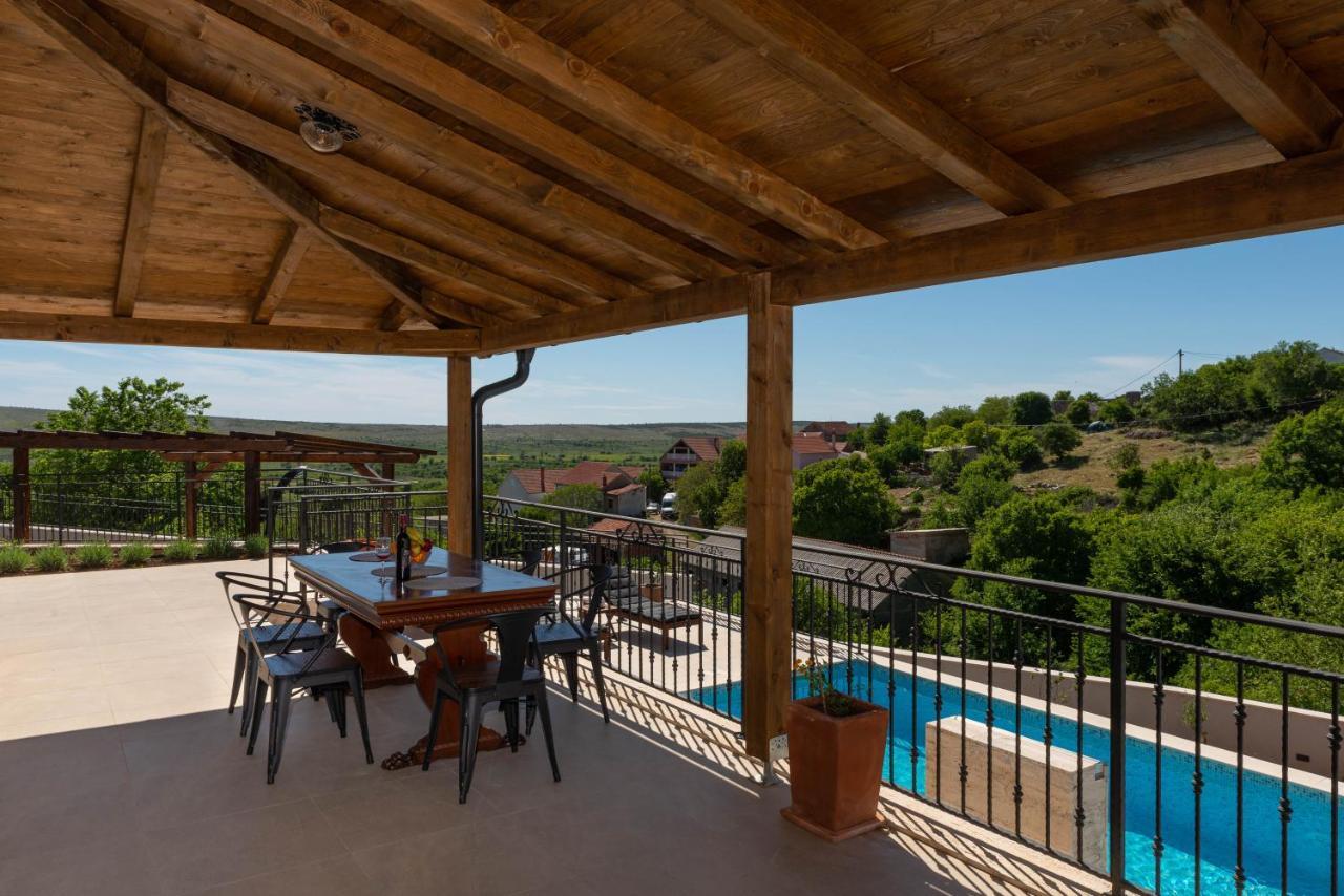 בנקובאץ Modern Rustic Villa Kate מראה חיצוני תמונה