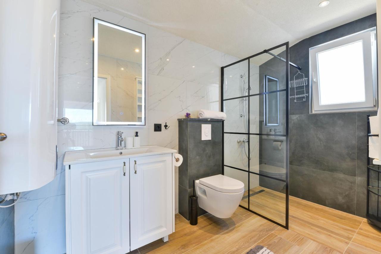 בנקובאץ Modern Rustic Villa Kate מראה חיצוני תמונה