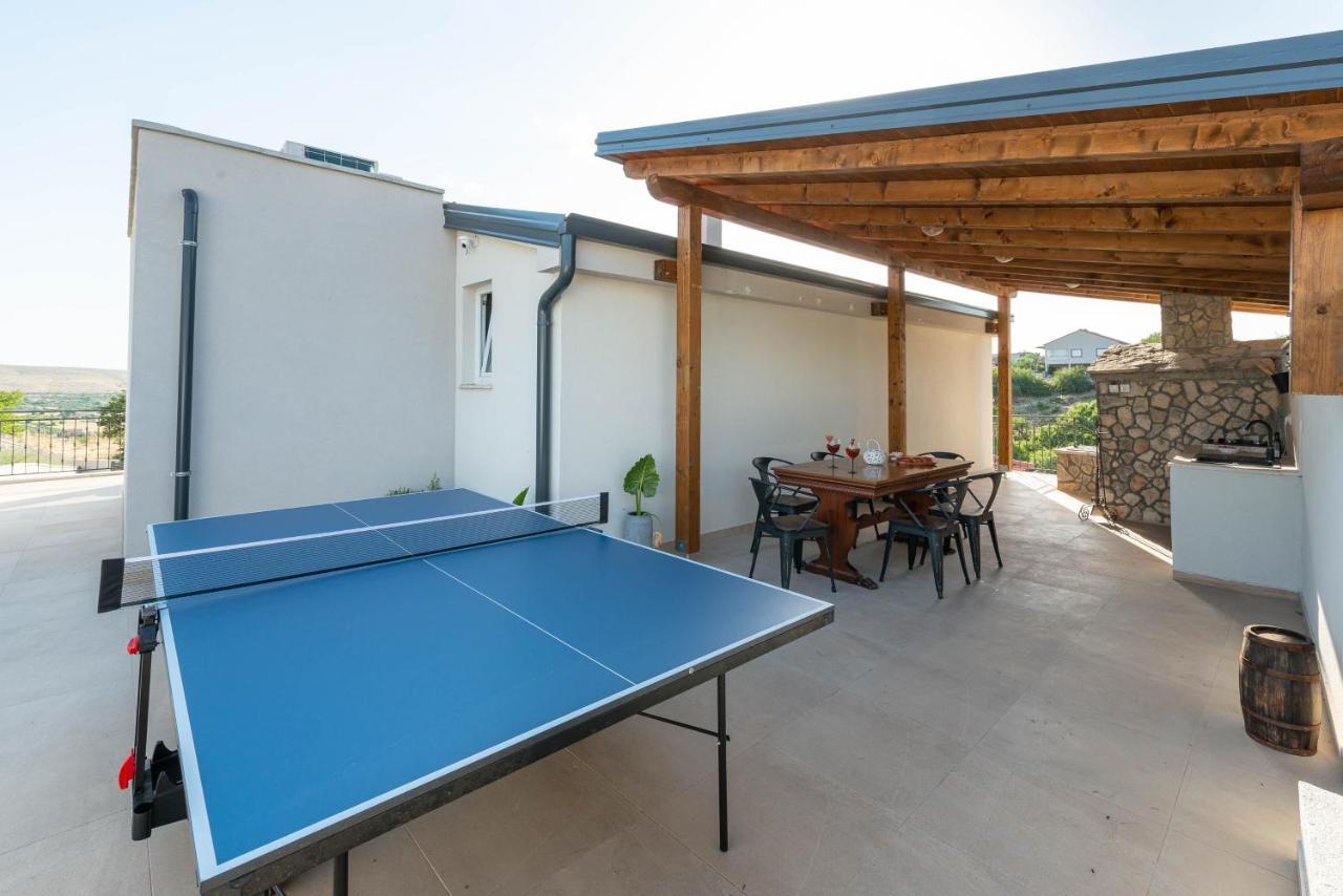 בנקובאץ Modern Rustic Villa Kate מראה חיצוני תמונה