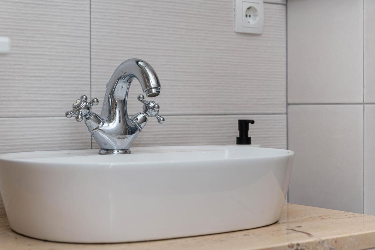בנקובאץ Modern Rustic Villa Kate מראה חיצוני תמונה
